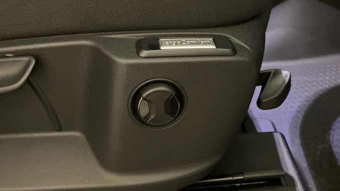 Volkswagen Caddy Cargo C20 Petrol 1.5 eHybrid 150 Commerce Pro Van DSG [Assist] - Image 21